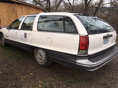 1991 Oldsmobile Custom Cruiser Wagon for sale: photos, technical ...