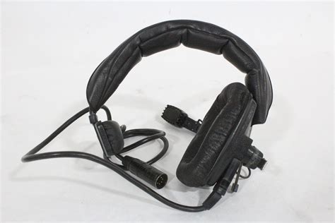 1 Beyerdynamic DT 109 200 50 GREY Series Headset W Microphone 2