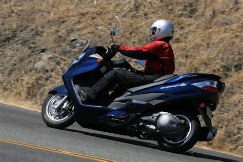 Motorcycle Review Suzuki Burgman 400 Women Riders Now