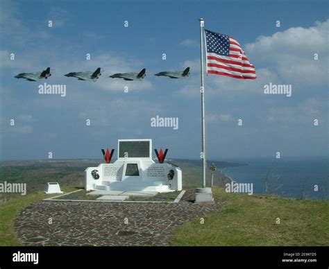 Mt Suribachi memorial Iwo Jima Stock Photo - Alamy