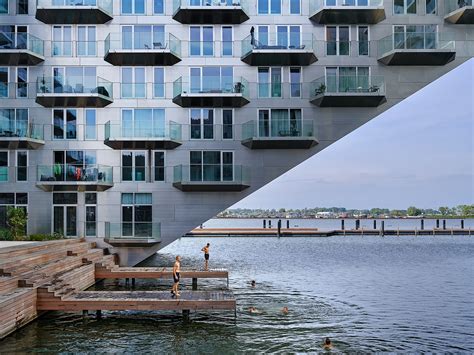 Architecture Masterprize Winner Sluishuis / Barcode Architects 