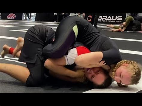 Women S NoGi Jiu Jitsu Aislinn O Connell Rear Naked Choke Submission