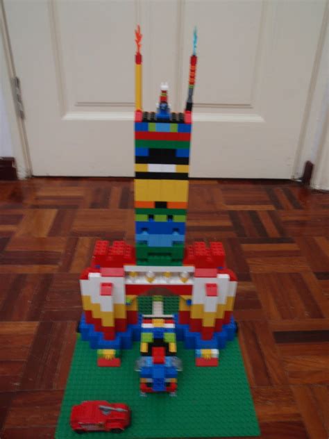 BUANASENI: LEGO TOWER I