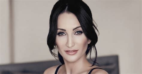 Justyna Steczkowska W Bikini Wygrzewa Cia O Zdj Cie Instagram Plejada Pl