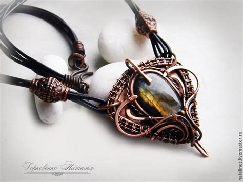 Подвеска ПАВЛИН | Wire work pendant, Wire wrapped jewelry, Wire wrapping