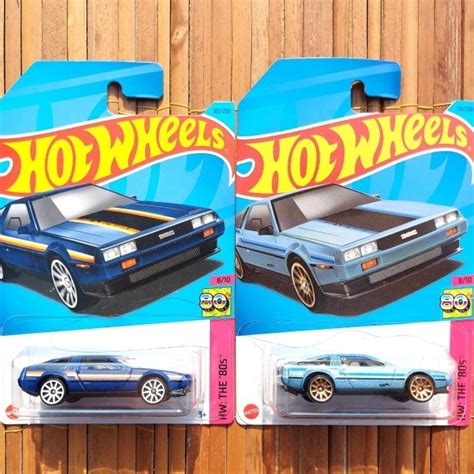 Hotwheels BACK TO THE FUTURE TIME MACHINE 81 DMC DELOREAN DMC 12 SILVER