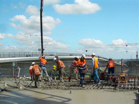 "Brisbane Gateway Upgrade | Bridge Construction Project Management
