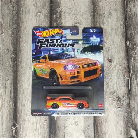 Jual Hot Wheels Premium Nissan Skyline GT R BNR FNF Kab Bandung Barat Rad Shop HW