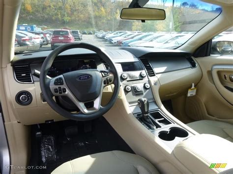 Dune Interior 2016 Ford Taurus SE Photo #116769226 | GTCarLot.com