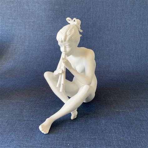 Vintage Kaiser Porcelain Figurine Of Naked Girl Playing The Flute