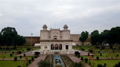 The Entrance View Of Shahi Qila Lahore The Lahore Fort Is A Citadel In