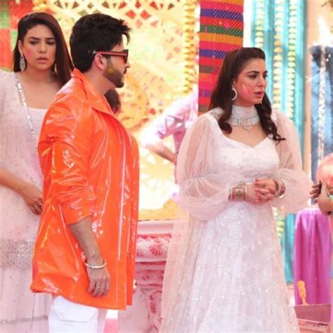 Kundali Bhagya Karan And Preeta S Holi Romance Promises To Be Exciting For Preeran Fans