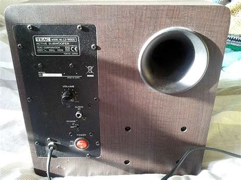 How To Connect A Powered Subwoofer To Passive Speakers Improve Stereo