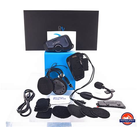 Cardo Freecom 4X Communicator In-Helmet Review