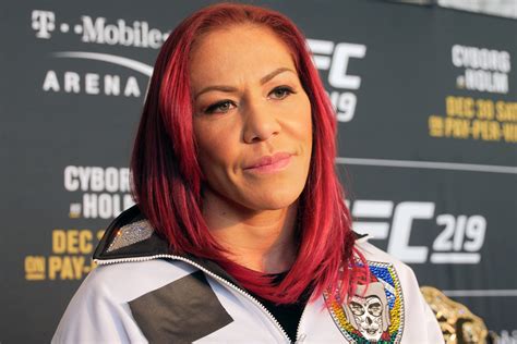 cris-cyborg-ufc-219-media-day-video | MMA Junkie