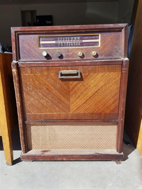 Any Info On This Old Philco Tube Radiorecord Player Picked It Up At A