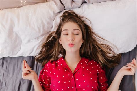 Cómo meditar en la cama Crear Salud Hábitos saludables