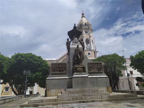 Ciudad de Panamá Esclusas de Miraflores y tour de la ciudad en grupo