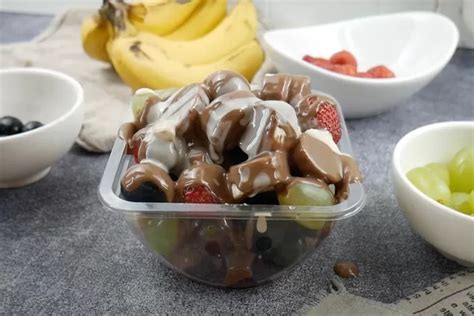 Resep Salad Buah Cokelat Ala Malaysia Yang Viral Di TikTok Wajib