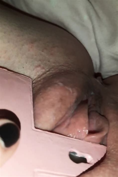 Amateur Getting Wet On A Cross Miss Wrath Miss Fetish