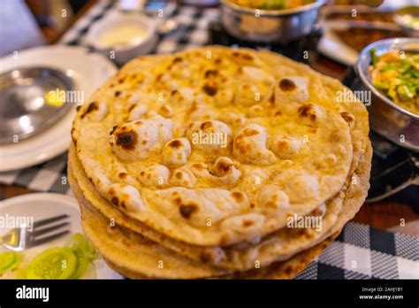 Pakistani Bread Hi Res Stock Photography And Images Alamy