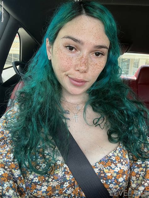 Eevee Bee Eevee Bee Nude OnlyFans Leaks The Fappening Photo 5774246 FappeningBook