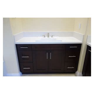 Espresso Shaker Vanity With Quartz Countertop Classique Salle De