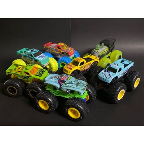 17 Hot Wheels Monster Truck บกฟต ลอยาง ขนาด 1 64 รถนอก package สภาพด Shopee Thailand