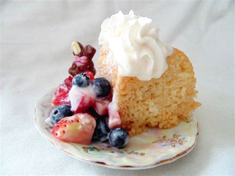 Savarin de pâques à la vanille et aux fruits rouges Recette Ptitchef