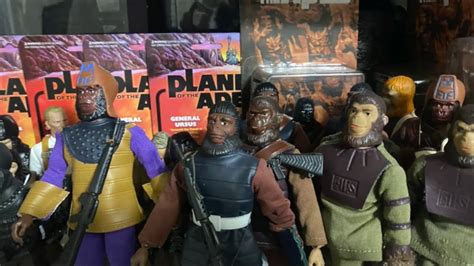 FIGURAS DEL PLANETA DE LOS SIMIOS MEGO Y PARTE DE LA HISTORIA DE MEGO