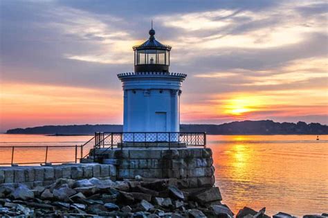 Portland: Casco Bay Sunset and Lighthouse Cruise | GetYourGuide