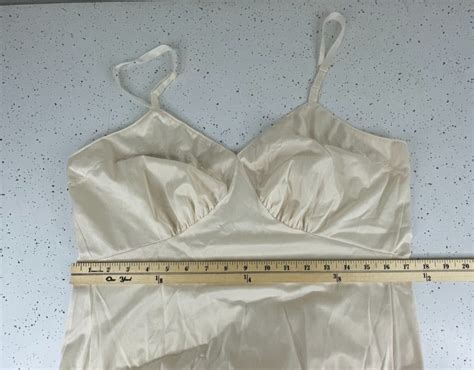 Vintage Kayser Ivory Nylon Full Slip Size Gem