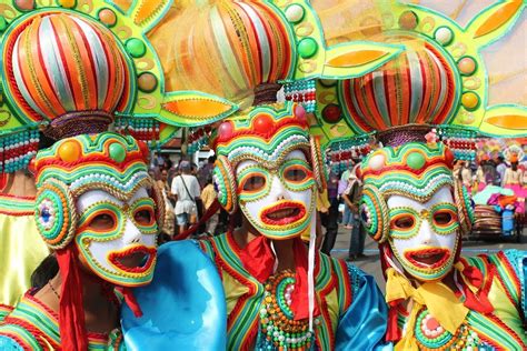 Pinoy Festivals : Photos from Masskara Festival 2012 Street Dance ...