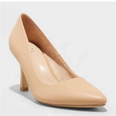 A New Day Shoes Nwt Nude Colored Heels Poshmark