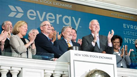 Evergy leaders ring opening bell at New York Stock Exchange | KSNT 27 News