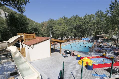 Campsite La Genèse In Languedoc Roussillon