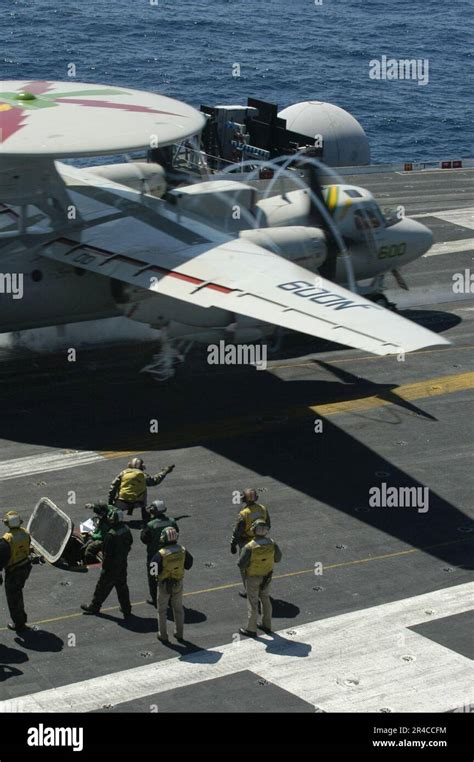 Us Navy An E C Hawkeye Assigned To The Libertybells Of Carrier