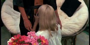 Femme Mure Sans Culotte Porn Videos