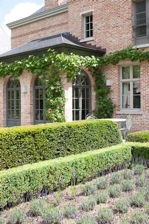 European Style Country House with Beautiful Garden