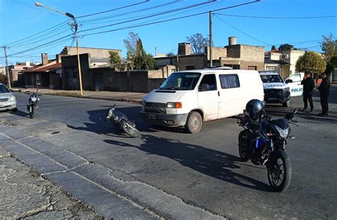 Tres Arroyos Dos Accidentes De Tr Nsito En La Tarde Del Viernes