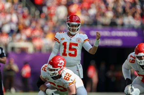 How To Watch The Denver Broncos Vs Kansas City Chiefs Nfl Week