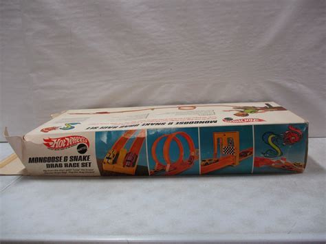 Hot Wheels Mongoose Snake Drag Race Set