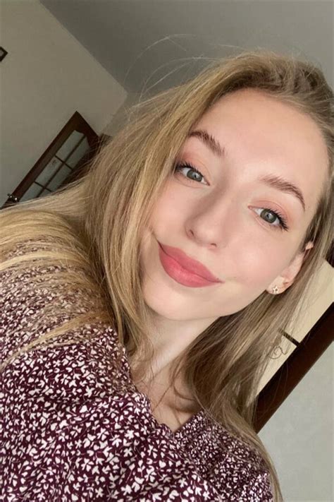 Wonderful Yulia Y O From Kiev With Blonde Hair Id Ladadate