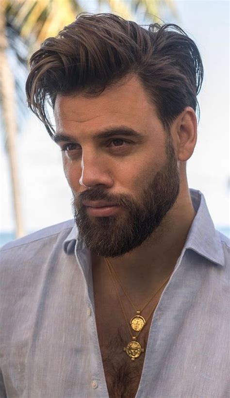 Quiff Haircut Beard Style Medium Beard Styles Beard Trend Mens Hairstyles Thick Hair