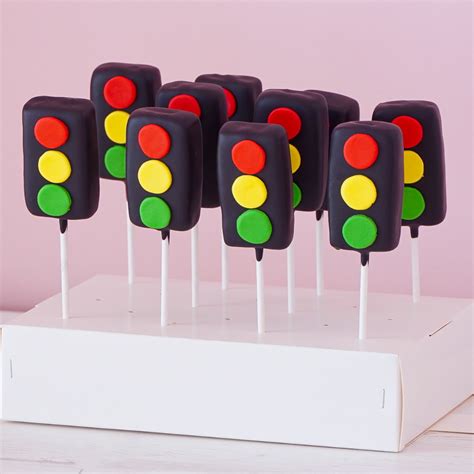 Traffic Lights Cake Pops The House Of Cakes Dubai