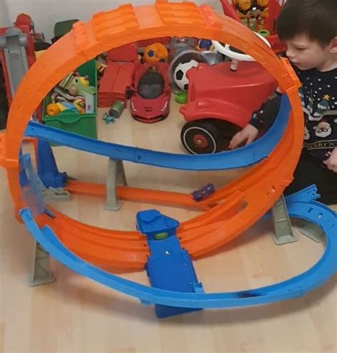 Grosse Hot Wheels Bahn Looping Gebraucht in Au ZH für CHF 29 mit Lieferung auf Ricardo kaufen