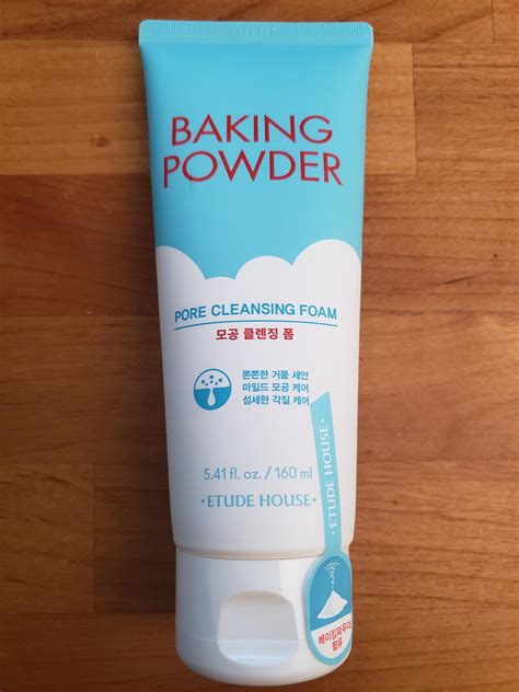Has anyone tried the Baking Powder cleanser from Etude House? : r ...
