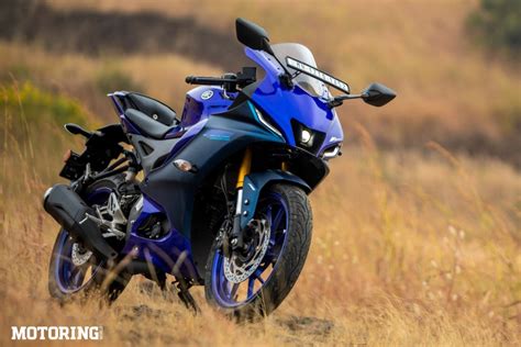 Yamaha Yzf R15 V40 Review Blue Streak Motoring World