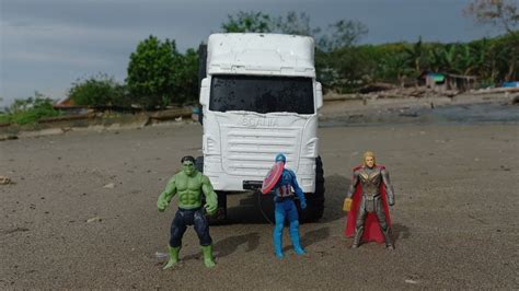 Dump Truck Oleng Rem Blong Tabrak Hulk Thor Dan Captain America