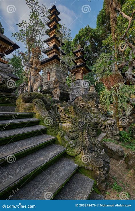 Pura Gunung Lebah Gunung Lebah Temple Is An Ancient Temple In Ubud